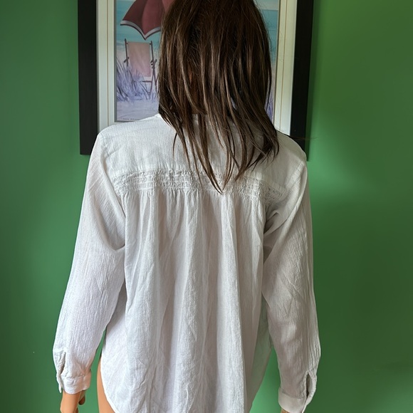 🤍🤍Ann Taylor Loft Button Down Top🤍🤍 - Picture 2 of 10